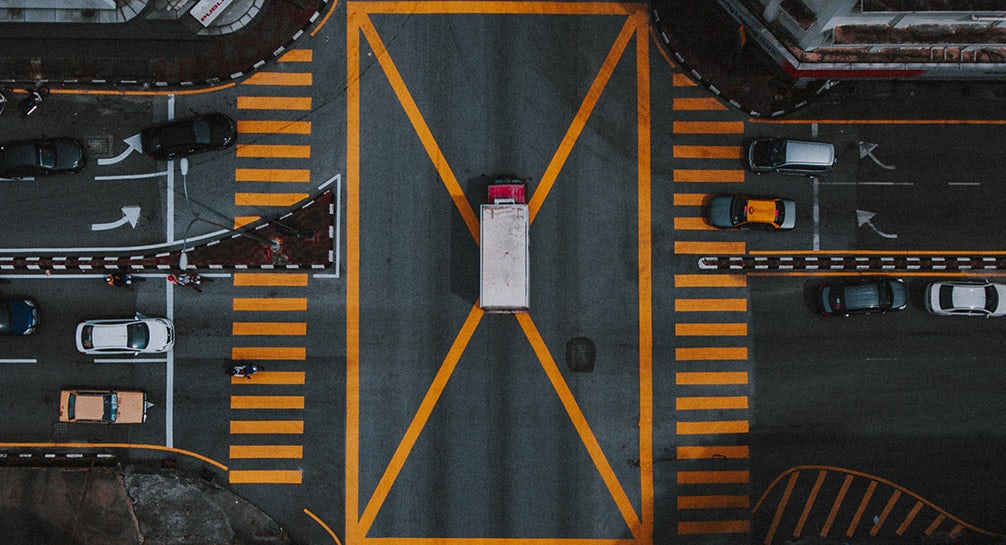 An aerial view of a traffic intersection.